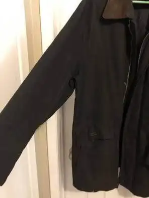 Men's mid-length coat, removable suede collar $135 large regular in Men's in Oakville / Halton Region - Image 9