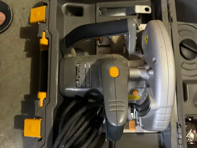 Circular Saw in Power Tools in Mississauga / Peel Region - Image 5