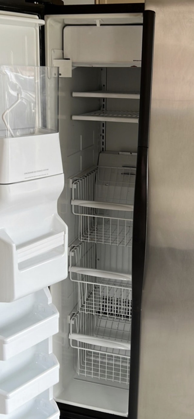 Kenmore Elite Refrigerator Need Gone Asap Refrigerators Windsor