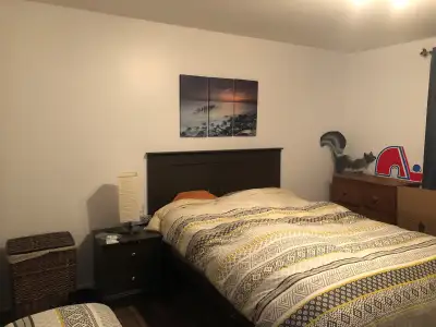 Appartement 4 ½ situé au 3e étage, comprenant 2 chambres à coucher et un balcon. Le loyer de 1087 $/...