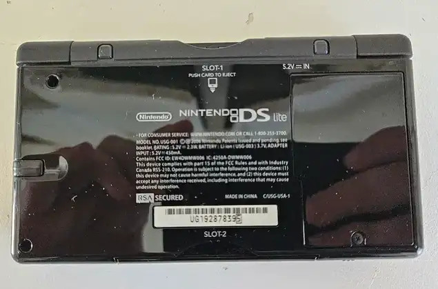 Nintendo DS Lite bundle *Minty* in Nintendo DS in Winnipeg - Image 3