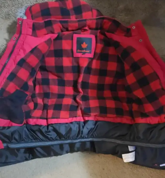 Winter jacket & snow pants size 15/16 in Kids & Youth in Edmonton - Image 3