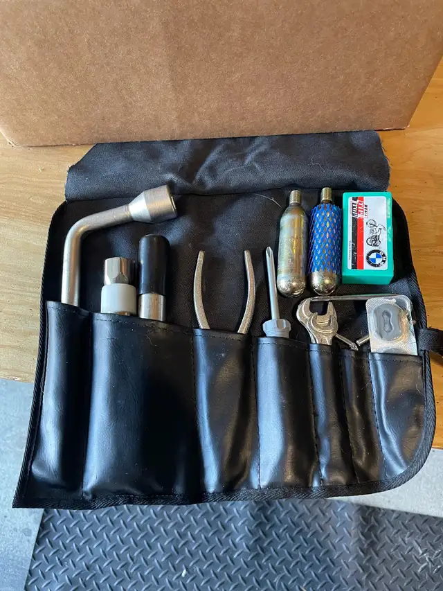 BMW motorcycle tool kit in Other in Oshawa / Durham Region - Image 2