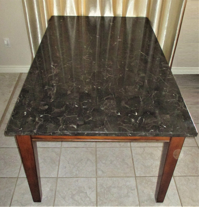 Marble Top Rectangular Dining Table In Very Good Condition in Dining Tables & Sets in Stratford