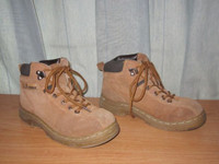 Kids Boots Short Style Brown Size = 3