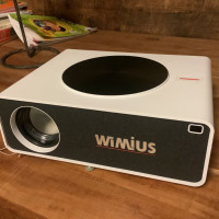 Wimius Projecteur led 1080p modèle k3 . 275$