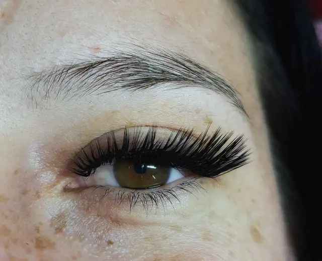 FREE Lash set - content creation64750347194881120