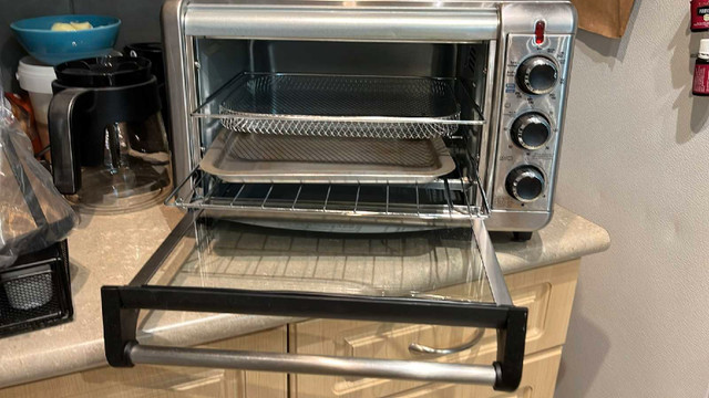 Toaster Oven for sale in Toasters & Toaster Ovens in St. Albert - Image 3