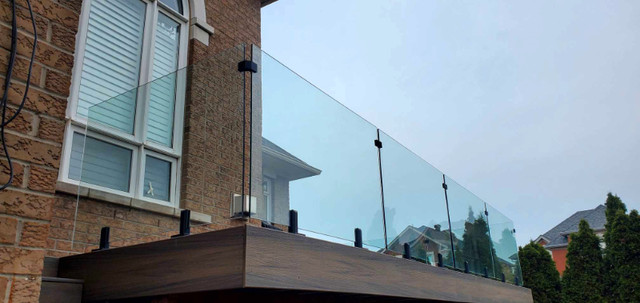 Glass Railing Muskoka in Decks & Fences in Muskoka - Image 2