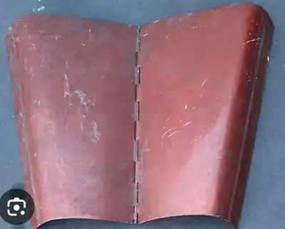 Just wondering if Anyone Close to Madoc ont has a Couple 1930 Model A Parts Top Hood any shape reall...