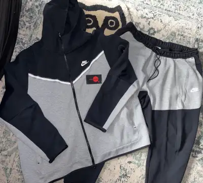 Nike Tech Fleece Tracksuit Black/Grey – 2XL (2021), View more