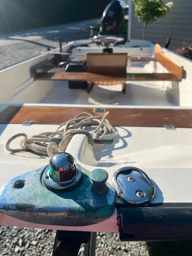 13 Ft Boston Whaler for Sale in Powerboats & Motorboats in Saint John - Image 6