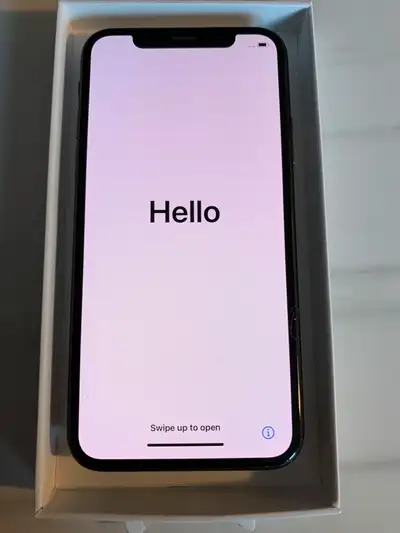 For sale iPhone XS 64 GB dual camera stainless steel frame in very good condition little normal wear...
