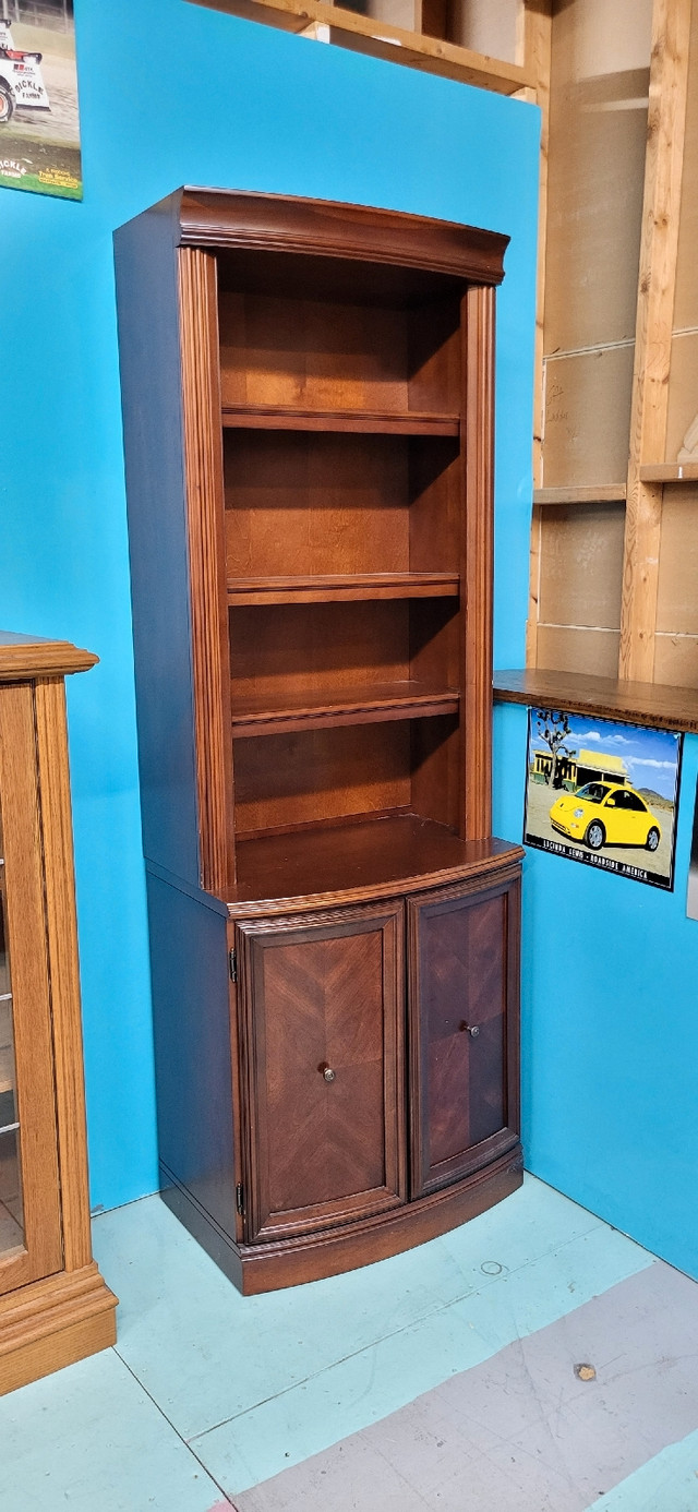 Curved Front Display Cabinet in Hutches & Display Cabinets in Trenton