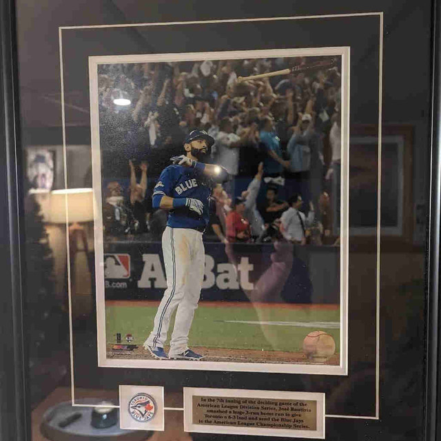 Jose Bautista Toronto Blue Jays Framed Homerun Bat Flip Pho dans Art et objets de collection  à Région d’Oakville/Halton
