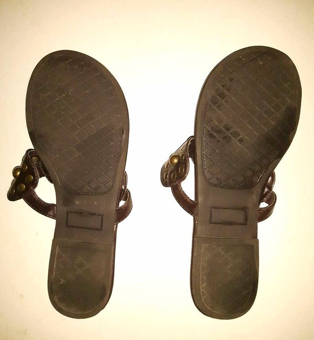 Jules & James Brown Sandals (EUC) - Size 8 in Women's - Shoes in Stratford - Image 2