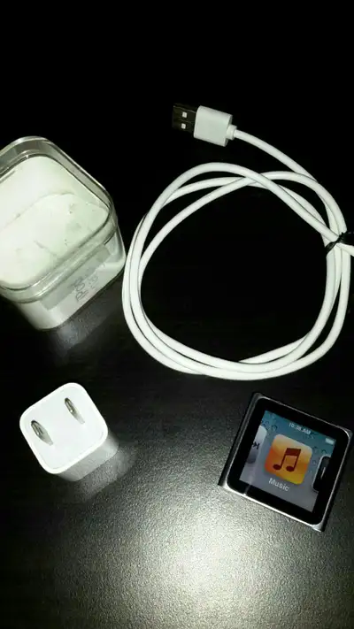 Apple iPod nano 6th Generation Graphite (16 GB) , View more