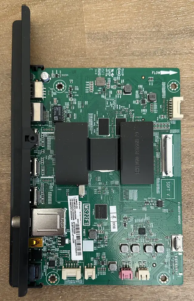 TV Parts TCL Roku 50S425-CA in Video & TV Accessories in City of Toronto - Image 2
