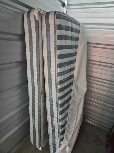 matelas simple  + sommier , View more