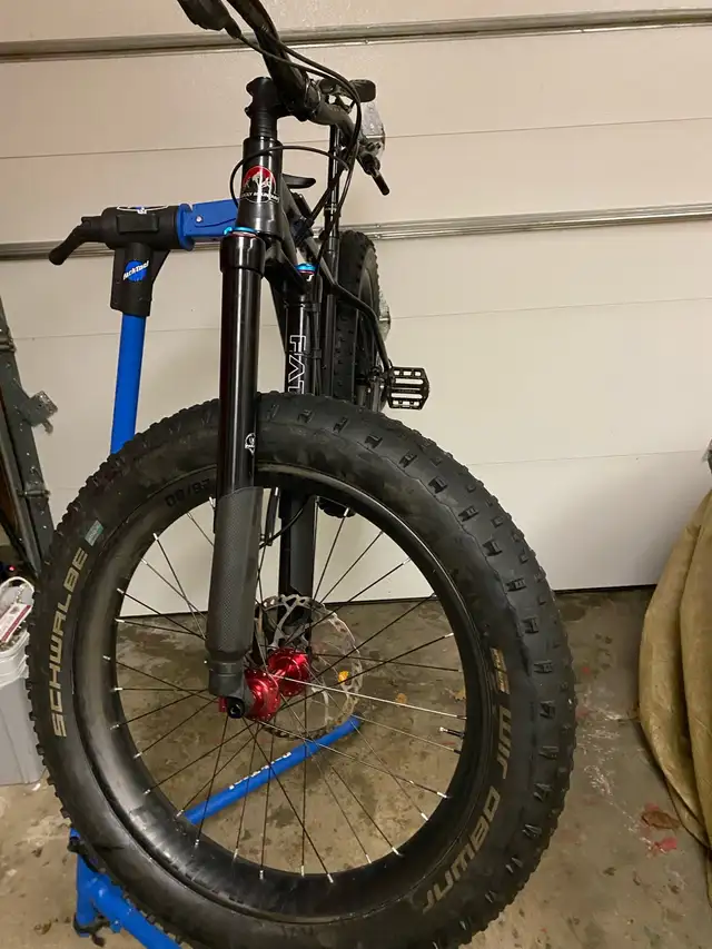 2020 Rocky Mountain fatbike in Mountain in Oakville / Halton Region - Image 4