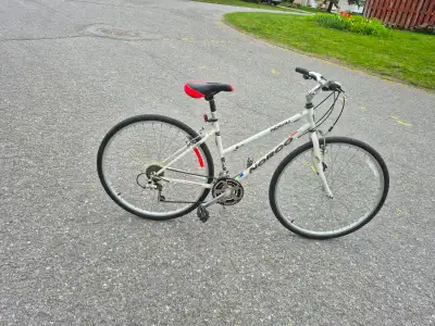 White Norco Rideau ladies hybrid bicycle (17" frame), View more