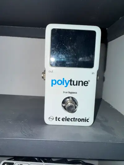Comes with box Scammers need not bother!