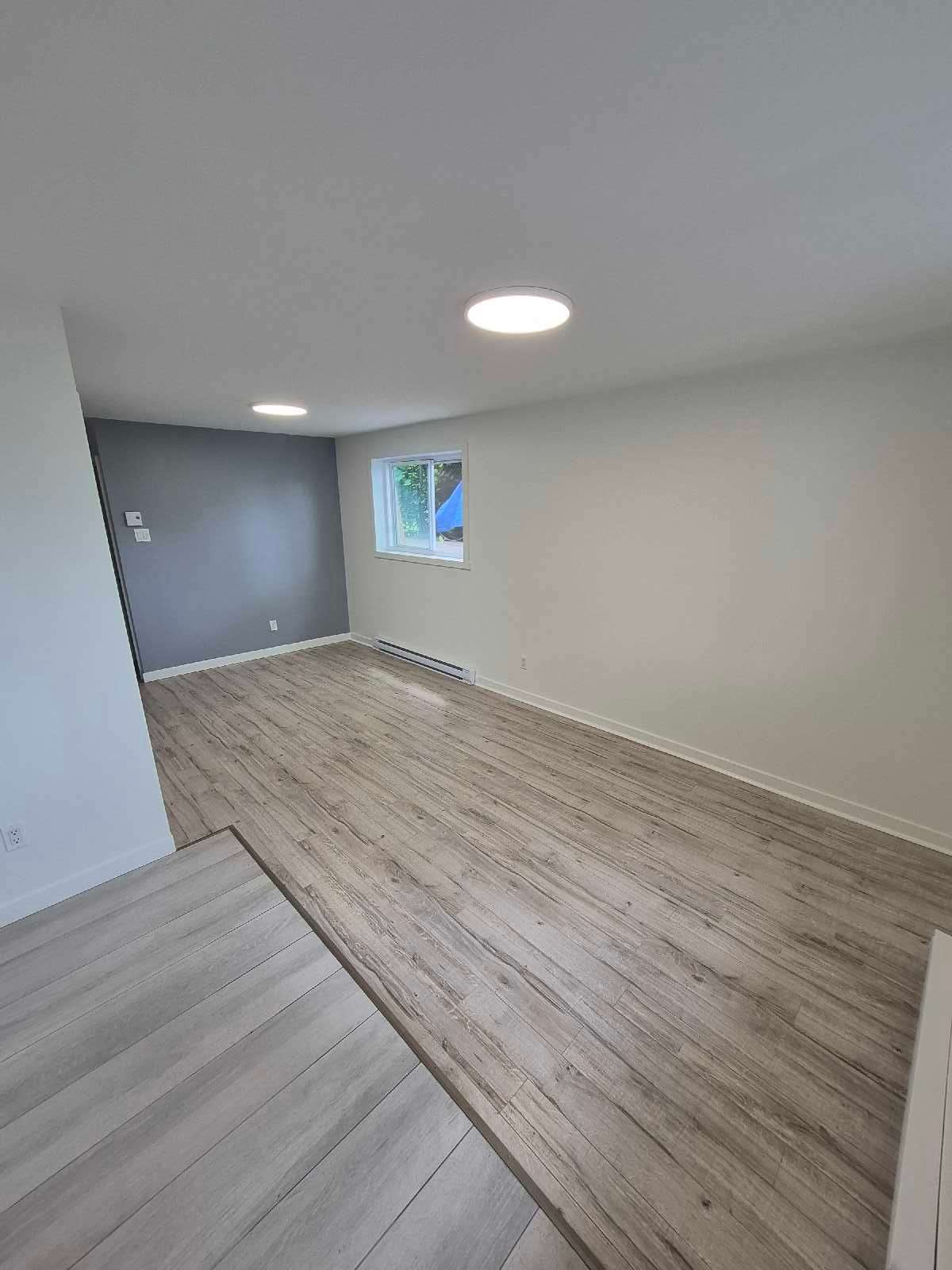 Appartement 3  1/2 Ahuntsic- Métro Sauvé — photo 1