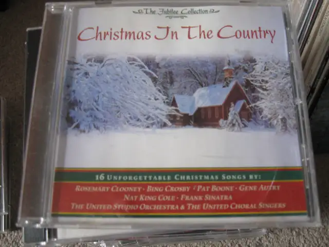 Christmas In the Country - Various Artists CD in CDs, DVDs & Blu-ray in City of Halifax - Image 2