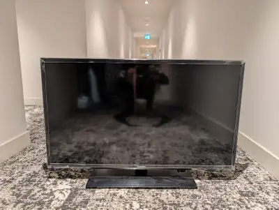40" Samsung TV, View more