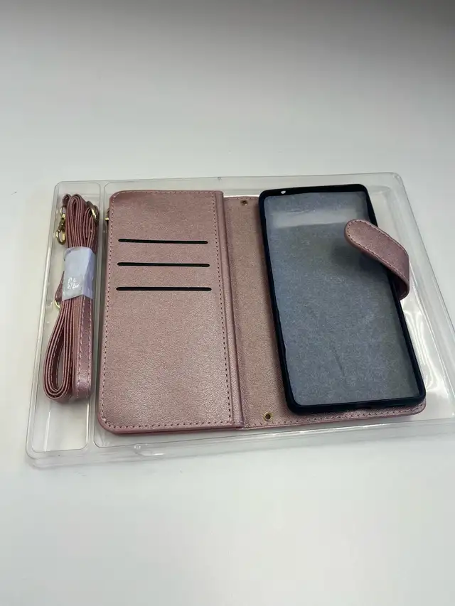 Google Pixel 8 Pro Wallet Case 9 Card Holder in Cell Phone Accessories in City of Toronto - Image 5