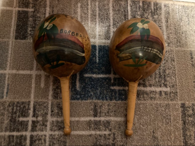 Wooden shakers, View more