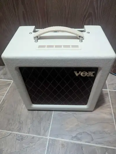 Vox ac4tv tube guitar amplifier, View more