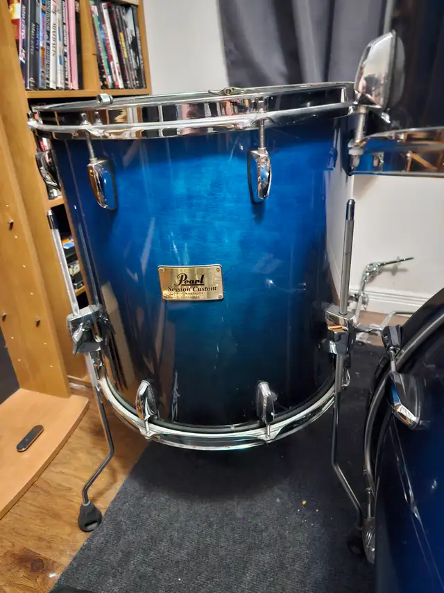 Pearl custom drums in Drums & Percussion in Cambridge - Image 7
