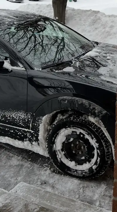 I'm selling a set of Michelin X ice snow winter tires that came off of a 2024 Mazda CX-30 size 215/6...
