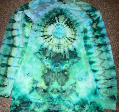 Ice tie dye long sleeve t- shirt! New! Size: XS, S, M, L, View more