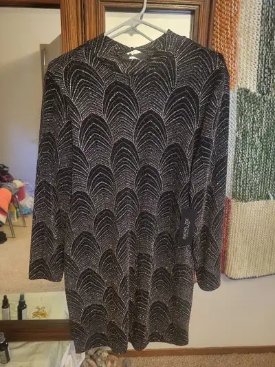 Woman's XL Shiny glitter dress, View more