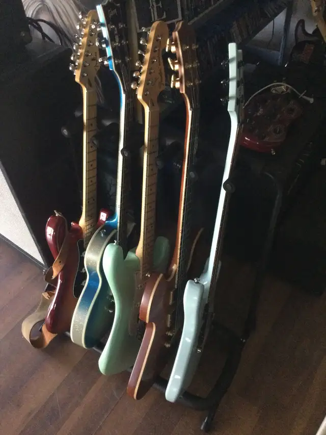 GUITARS-fender-gibson—-AMPS-118 PAWN-5821--1 18AVE—— in Guitars in Edmonton - Image 9