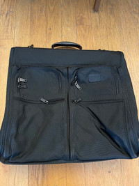 Tumi suit carrier 