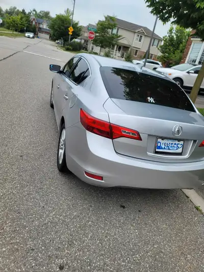 Female driven Dealer maintained Like new interior No rust No leaks $3500 certified Winters blizzack...