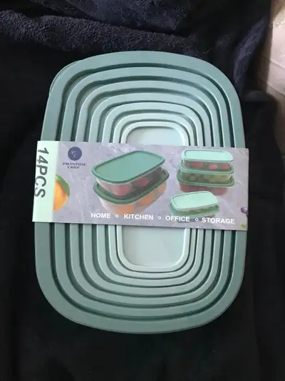 Brand New Storage Containers 14 pcs