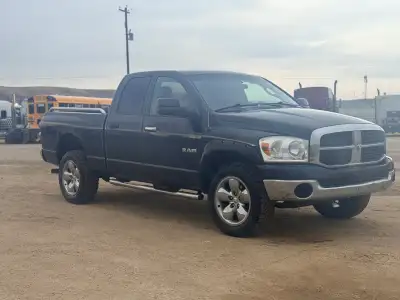 2008 Dodge ram 1500 New tires New idler pulley New seat covers and Dog seat cover New coils Has a 5....