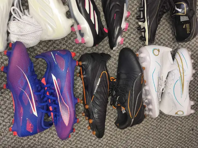 Soccer Cleats in Soccer in Oshawa / Durham Region - Image 5