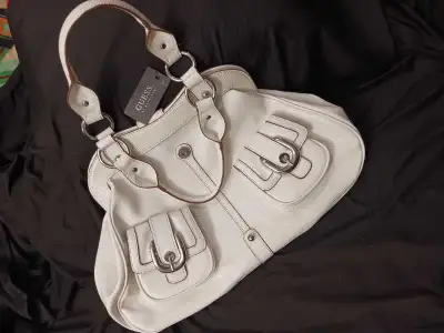 3 Guess purses new, View more