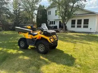 For Sale 2007 CanAm 800HO Outlander ,Only 1950 Kms .Great Shape. Warn Winch ,Heated Thumb and Handle...