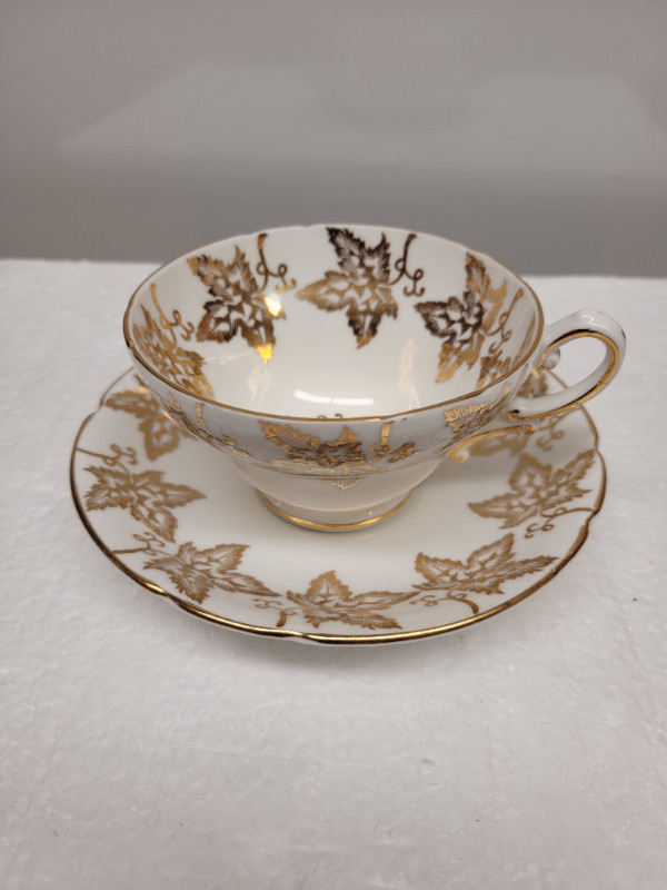 VTG Footed Stanley Gold Maple Leaves Cup & Saucer in Arts & Collectibles in Dartmouth