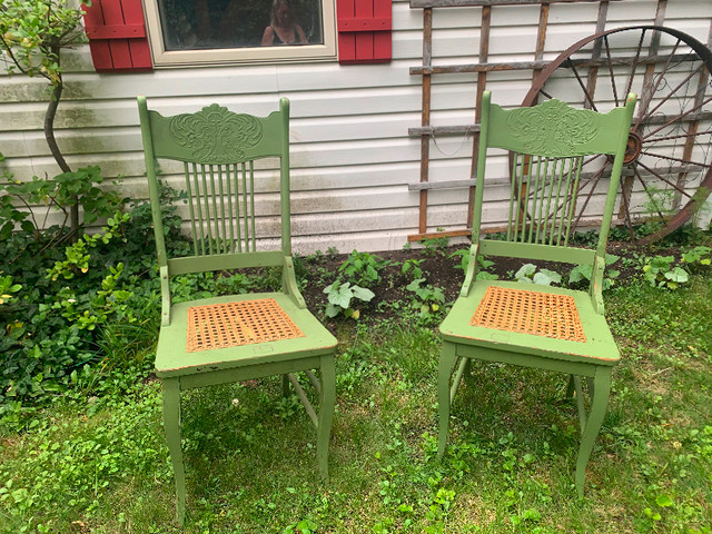 Antique chair collection in Chairs & Recliners in Kitchener / Waterloo - Image 4
