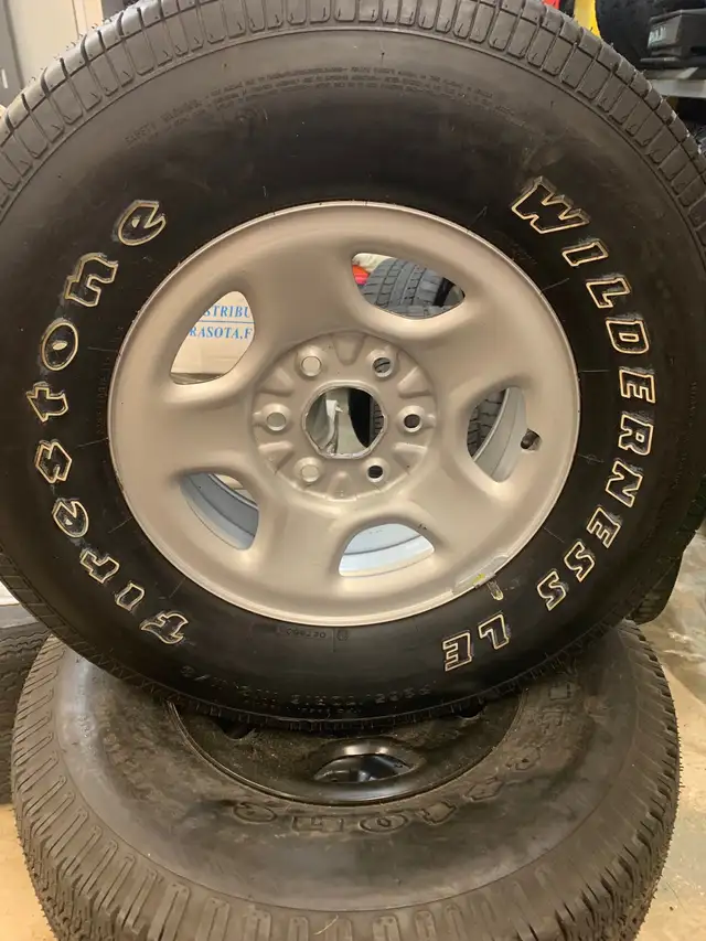 Chevrolet, GMC, Silverado, Yukon, Suburban in Tires & Rims in London - Image 2