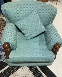 Single seat chair
