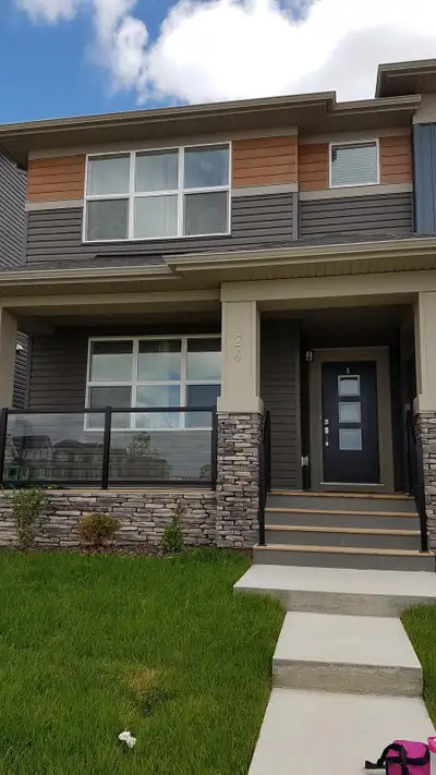 Beautiful 4 Bedroom house and 3 .5 bathroom ( garage and basement with side entrance) Great areaBeau...