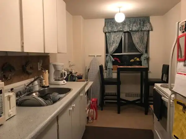 Room for rent in Room Rentals & Roommates in City of Toronto - Image 7